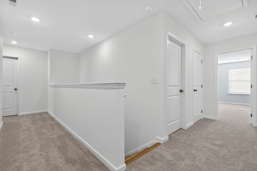 Building Photo - 100 Smithwood Dr