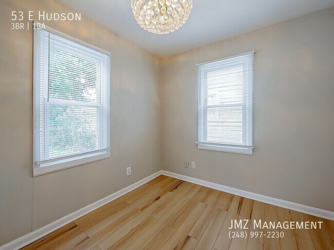 Building Photo - 53 E Hudson Ave