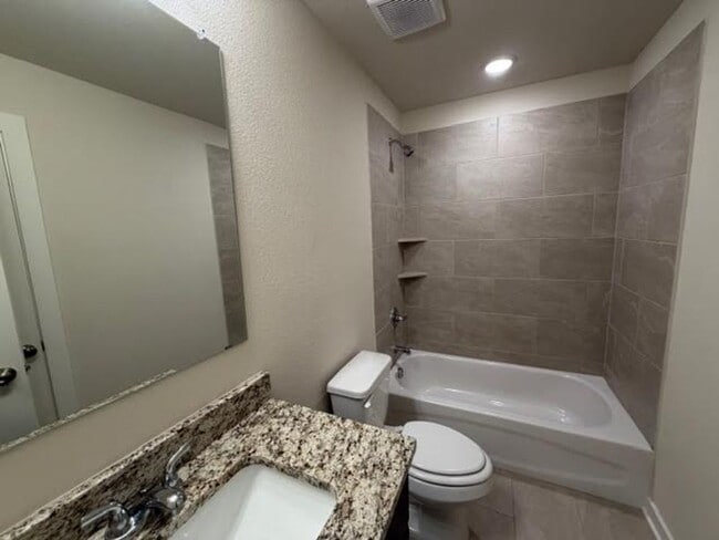 Building Photo - New Build in China Spring