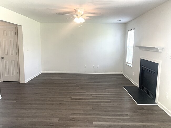 Building Photo - 1516 Clover Ridge Ct