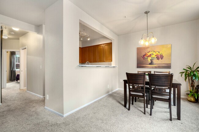 Building Photo - 13000 Admiralty Way