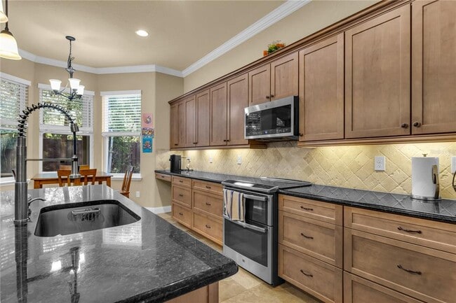 Building Photo - 7918 SW 90th Dr