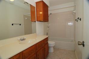 Building Photo - 5804 Shreveport Dr