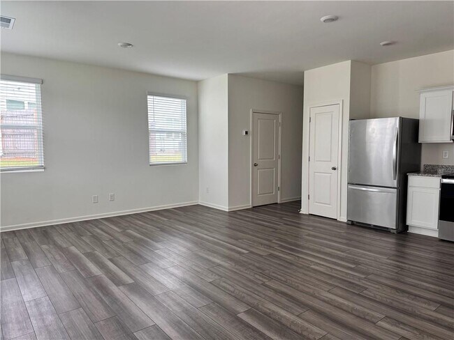 Building Photo - 1051 Paddington Dr