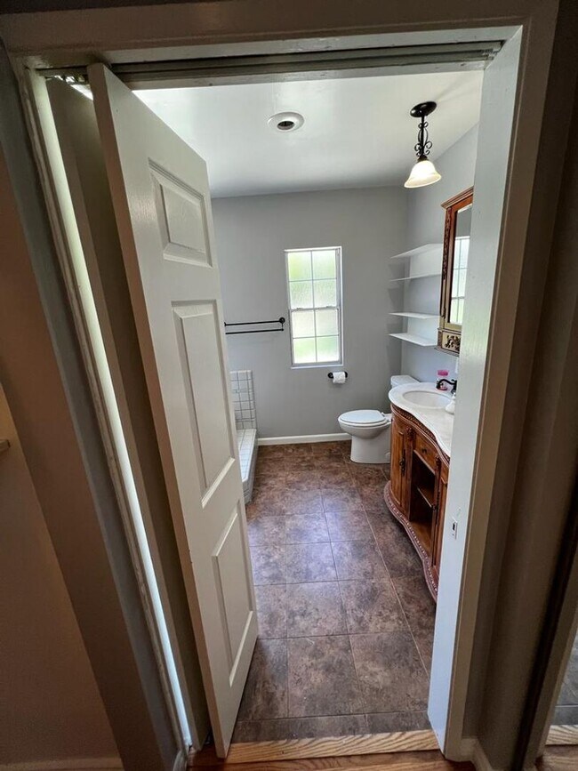 Building Photo - Beautiful 3 bed 2.5 Bath House- La Crescenta/Glendale