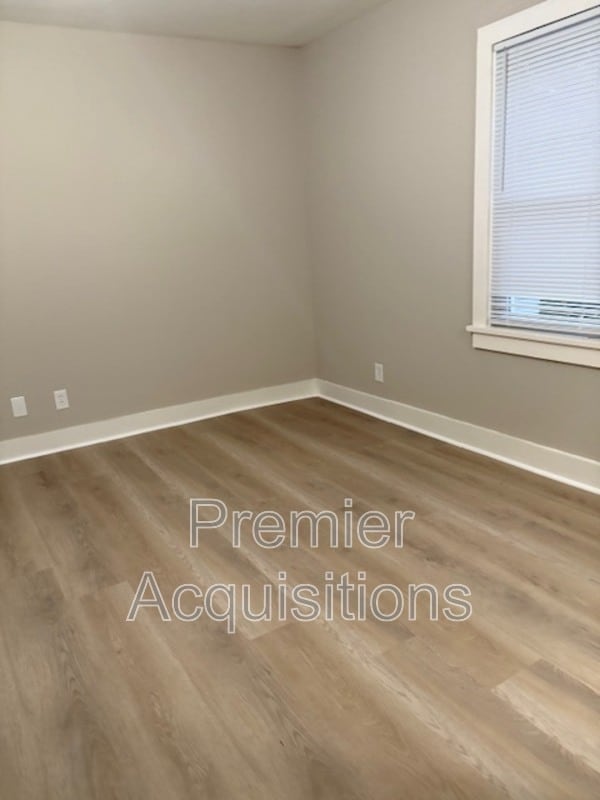 Building Photo - 2615 Krum St