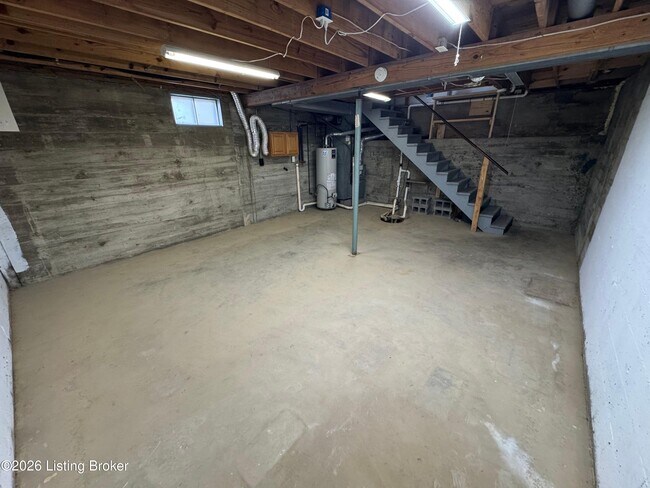 Building Photo - 113 Southview Terrace