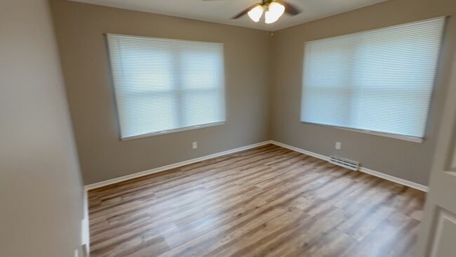 Building Photo - 3111 Jacqueline Dr