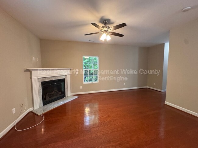 Building Photo - 912 Spring Meadow Dr