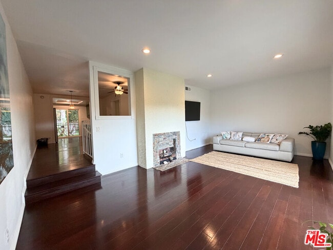 Building Photo - 6444 Cavalleri Rd