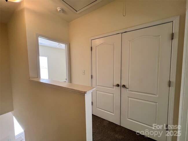 Building Photo - 202 Welton Way