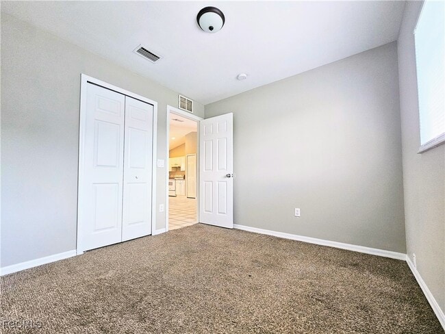 Building Photo - 721 Hightower Ave S