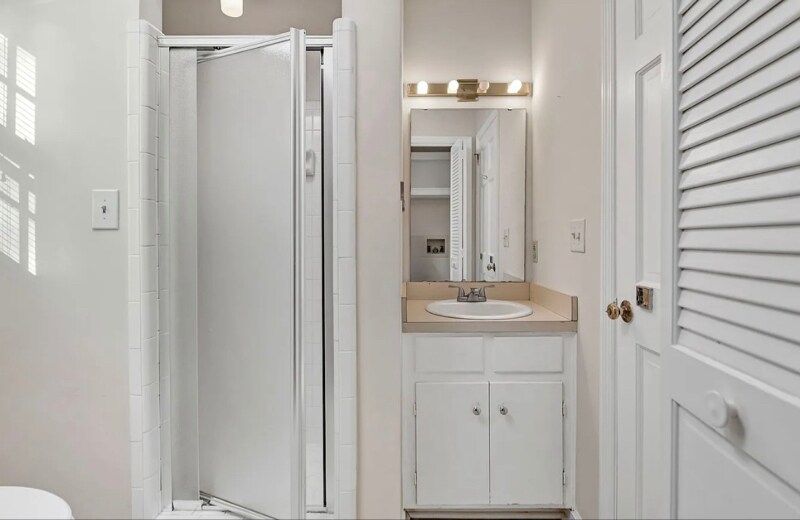 Building Photo - 1808 Lowder Dr