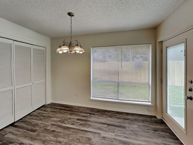 Building Photo - 17019 Artwood Ln