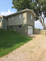 Building Photo - 448 N Ohio Ave