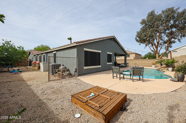 Building Photo - 4010 E Sidewinder Ct