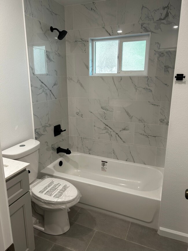 Building Photo - 2082 Treewood Ln