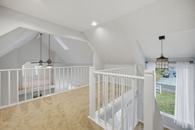 Building Photo - 20B Freeman Dr
