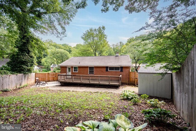 Building Photo - 6508 Berkshire Dr