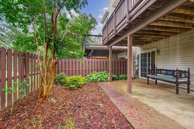 Building Photo - 7035 Fieldhurst Ct