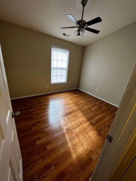 2nd bedroom - 1801 Trailwood Heights Lane