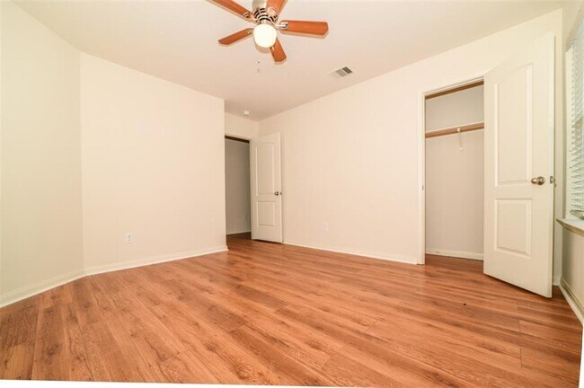Building Photo - 20534 Marker Ridge Dr