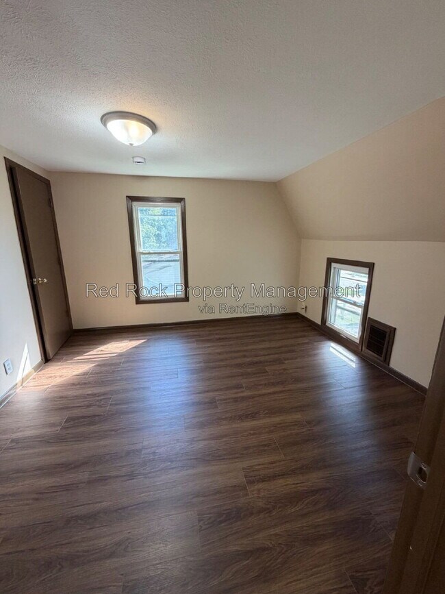 Building Photo - 1311 W Jackson St