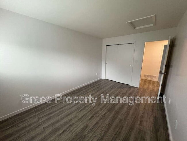 Building Photo - 2241 Coronado Pkwy N
