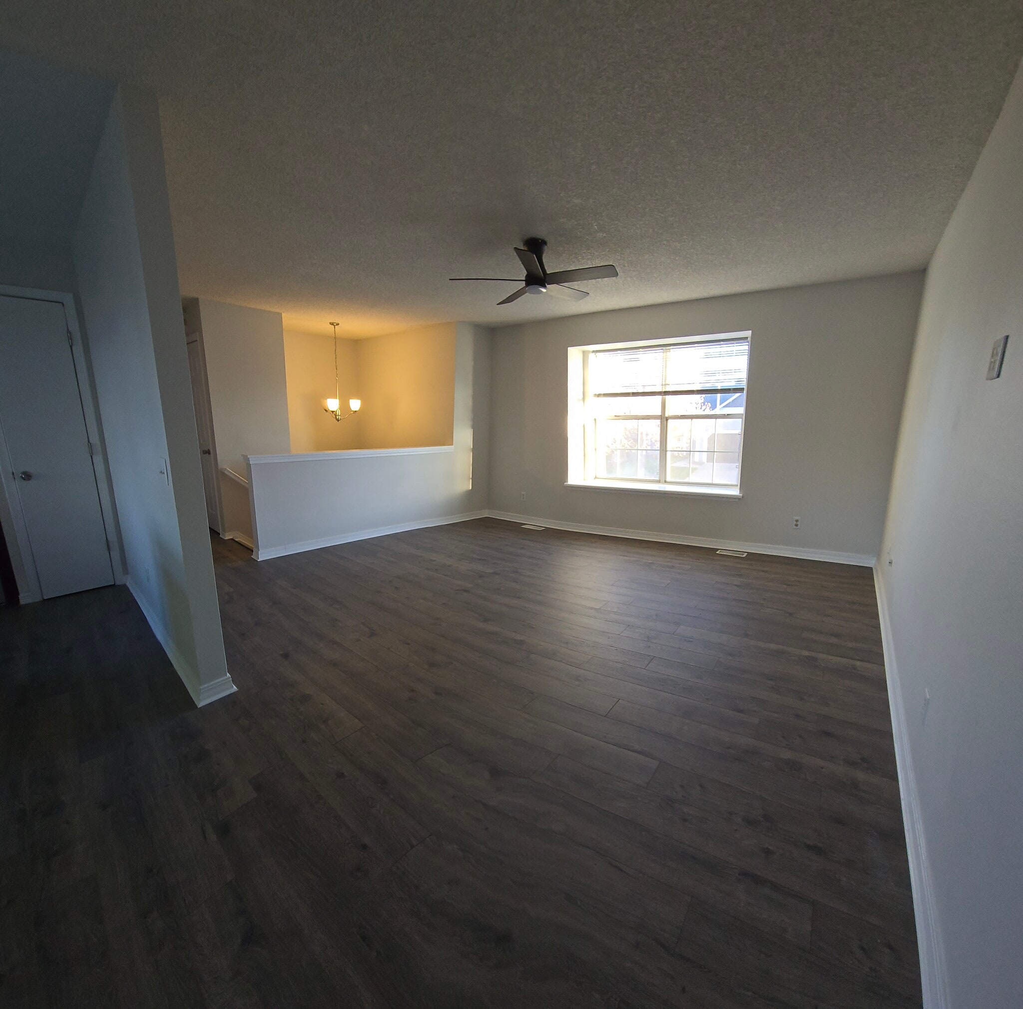 Building Photo - 17163 E Tufts Ave