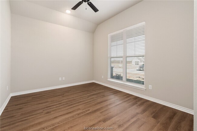 Building Photo - 3421 Utah Ct