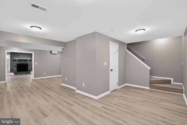 Building Photo - 5816 Apple Wood Ln