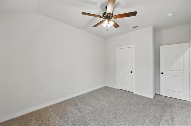 Building Photo - 1401 Quail Crk Dr