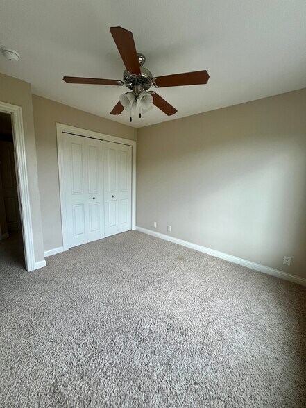 Building Photo - 1211 Turtle Creek Rd