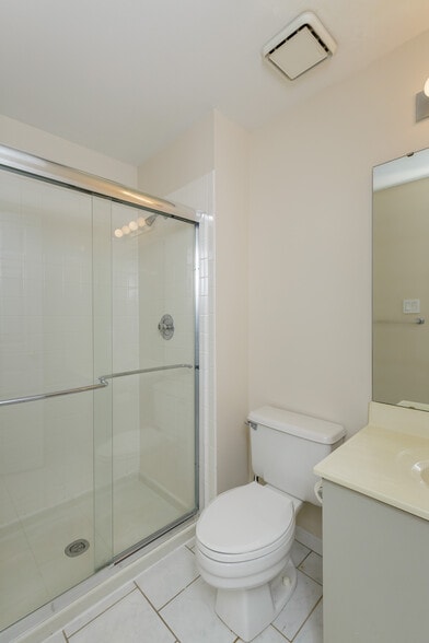 Building Photo - 5600 Waterman Blvd