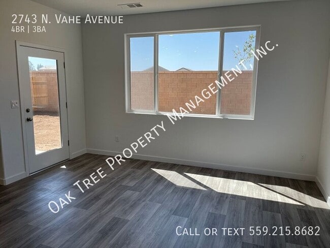 Building Photo - 2743 N Vahe Ave