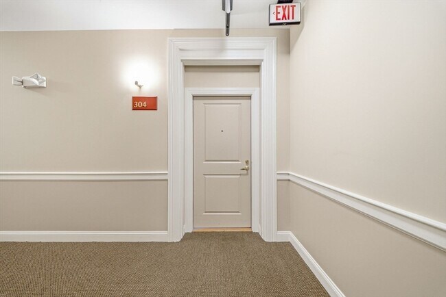 Building Photo - 145 Glenwood St