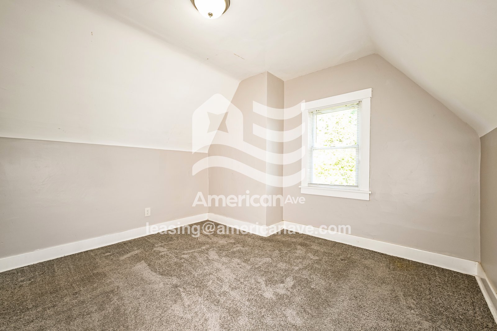 Building Photo - 1610 McMinn St