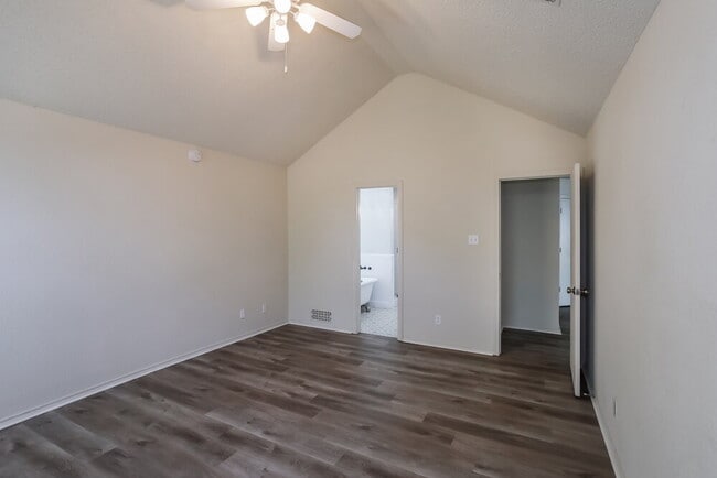 Building Photo - 58 Robins Nest Dr