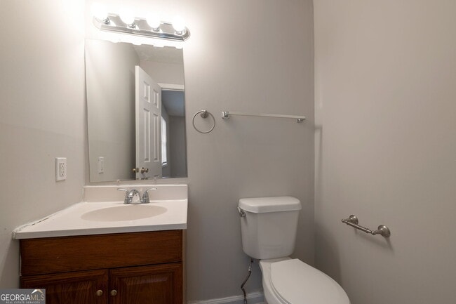 Building Photo - 30 Vickie Dr