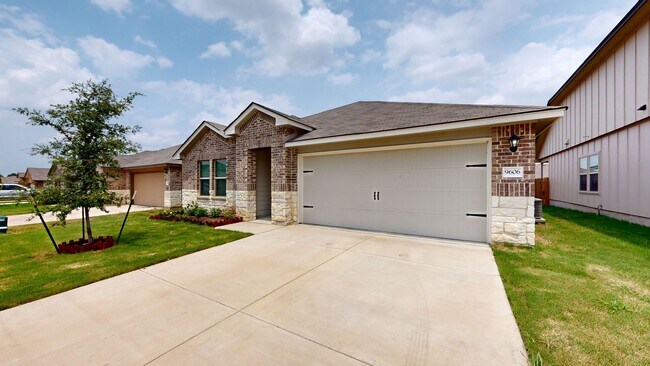 Building Photo - 9606 Falme Ln