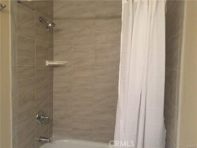 Building Photo - 428 Golden Springs Dr