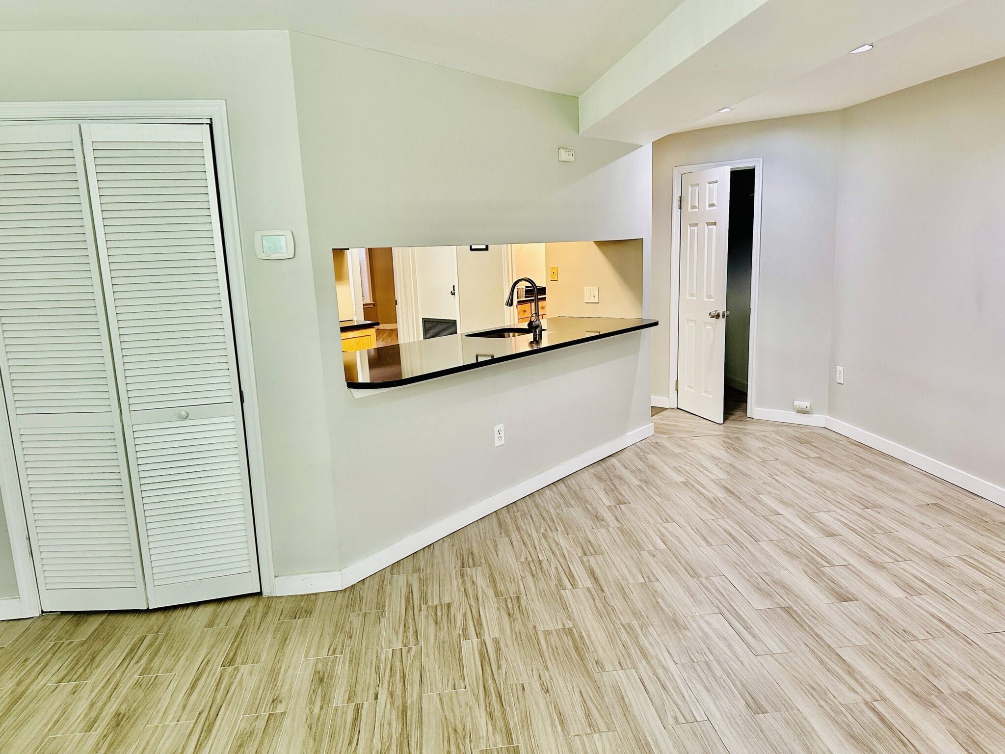 Building Photo - 2006 15th St NW