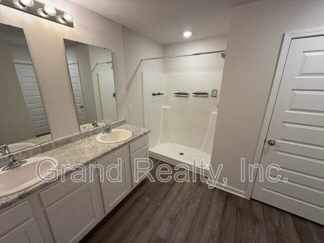 Building Photo - 4395 Winged Elm Ct