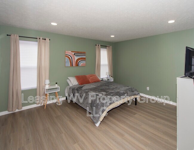 Building Photo - 201 Berry Ln