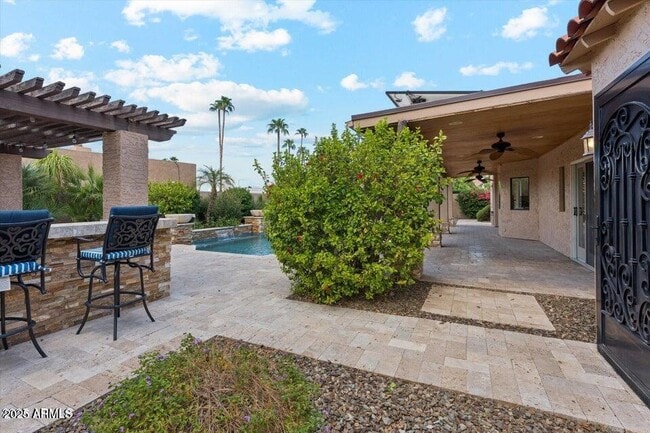 Building Photo - 8356 E San Ricardo Dr