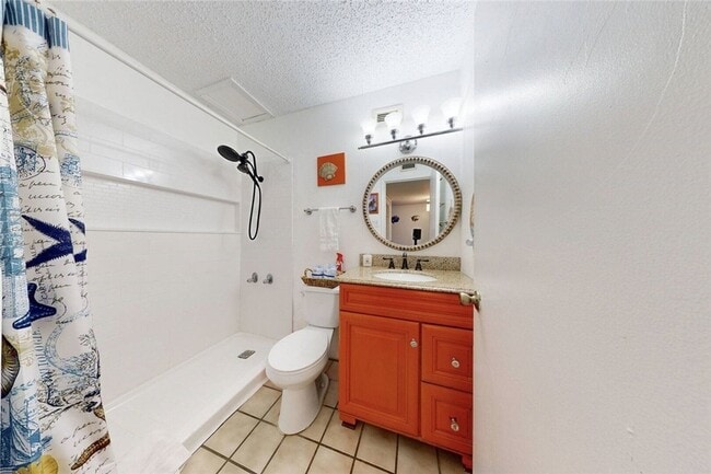 Building Photo - 15005 Windward Dr