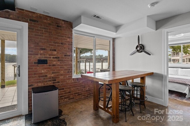 Building Photo - 4159 Todd St