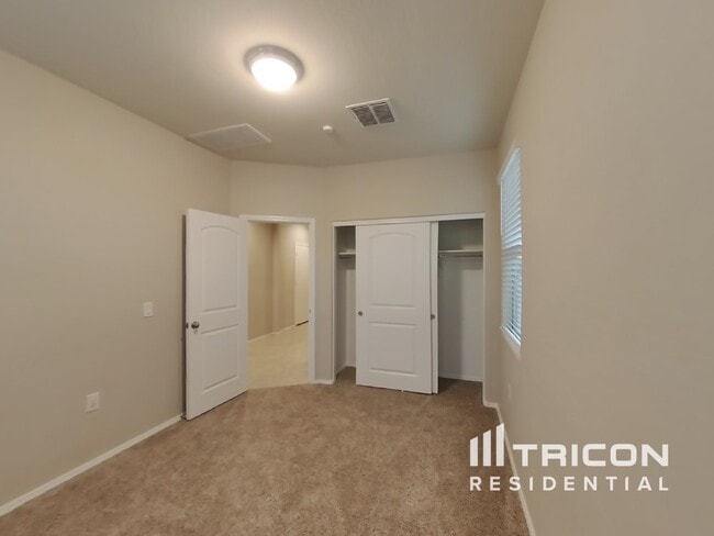 Building Photo - 28721 Gypsum Dr
