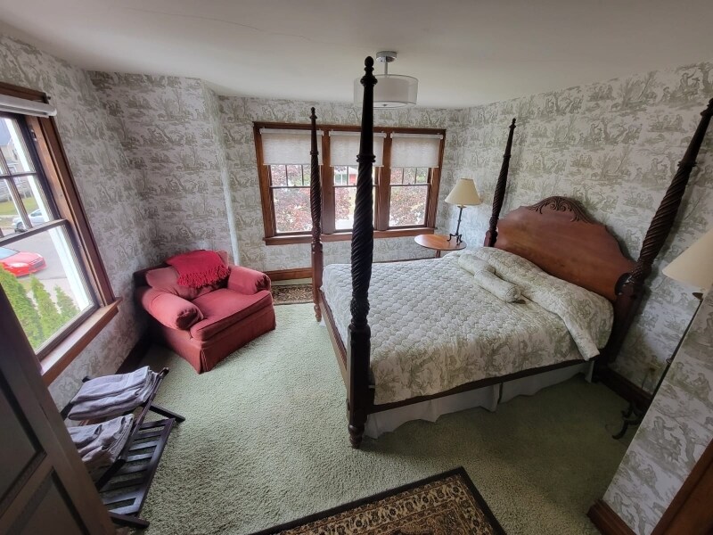 Building Photo - 1603 1st Ave S