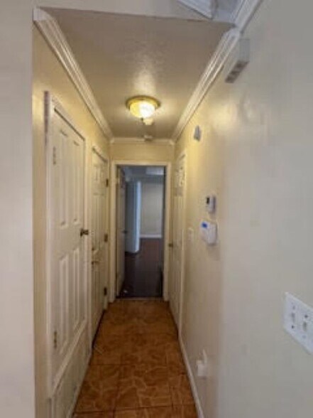 Building Photo - 4518 Atchison St